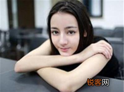 你认为迪丽热巴是标准美女吗？她和中国传统的美女有什么不同？