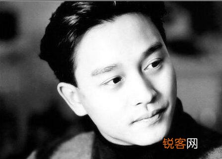哪个明星是桃花眼？