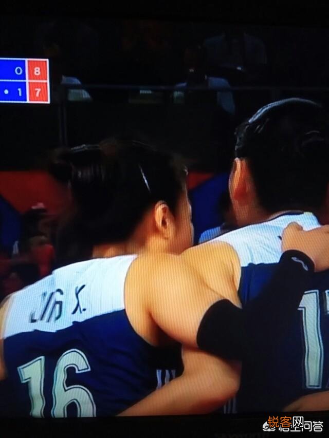 江门站女排联赛中美大战,第一局美国25-20中国,如何评价第一局比赛？