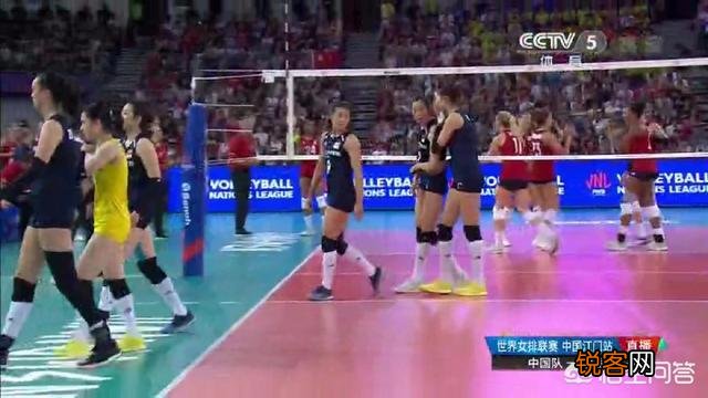 中美江门女排大战次局,中国22:25又输了,场上发生了什么变化？您怎么看？