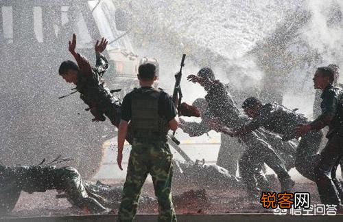 今年大专毕业想去当兵,义务兵过后毕业证套士官好不好套？
