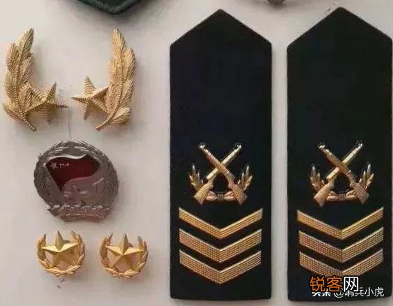 部队士官转文职好还是继续留队好？