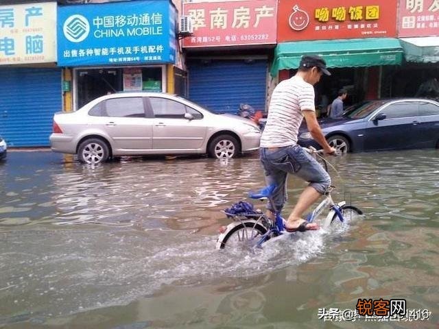 你经历过广东夏天的台风吗？是种怎样的体验？