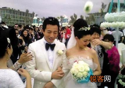 大S起诉离婚的根本原因是什么？