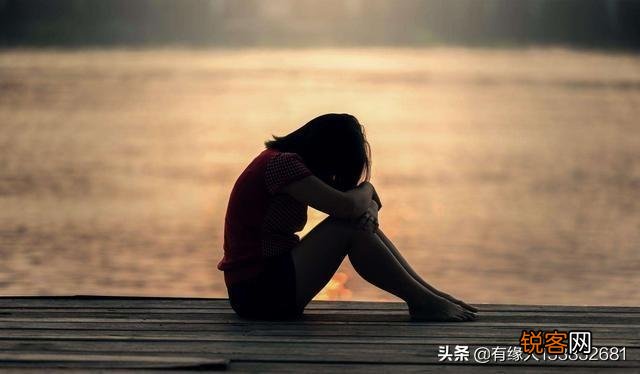 离婚期间前妻交往过多个新男友,现在提出复婚要求我是否应该接受？