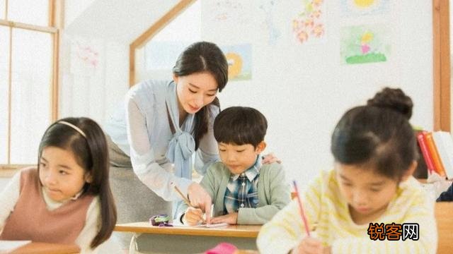 如今女教师离婚率高的原因是什么？