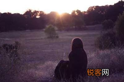 再婚日期即将到来,前妻找上门哭哭谛谛要复婚,我该怎么办？