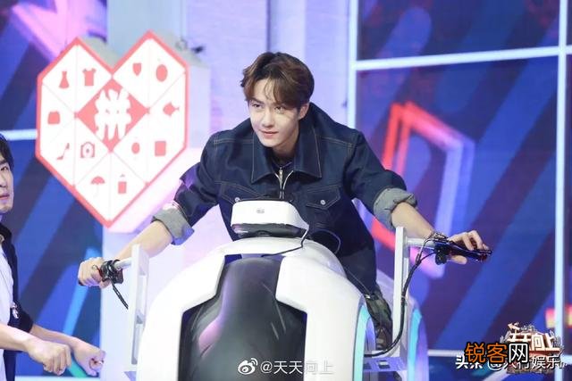 《天天向上》节目中的五个主持人私底下关系怎么样？