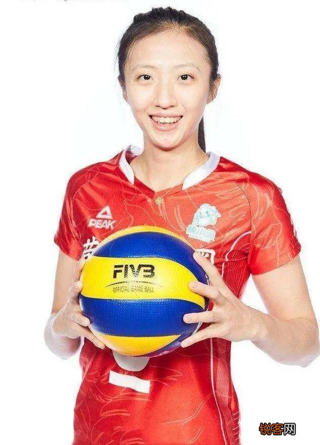 中国女排奥运集训四名二传手丁霞、姚笛、梅笑寒、刁琳宇,谁集美貌和能力为一体？