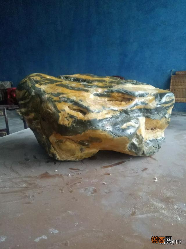 奇石价格从几十元几百元到几十万几百万元不等,您最高购买过多少钱一方的奇石,秀下？
