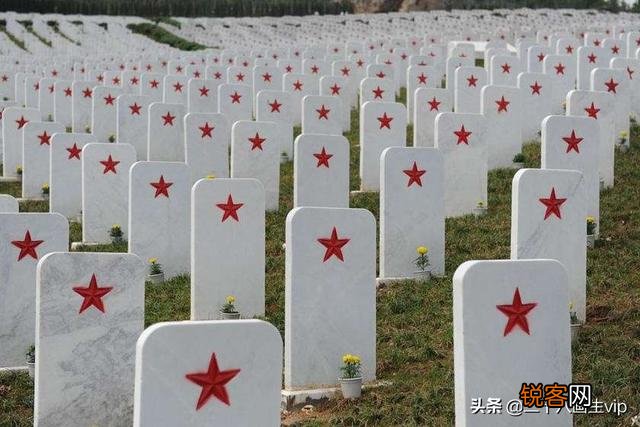 什么是衣冠冢?怎么理解？