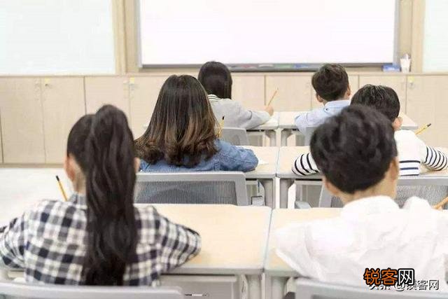 你怎么看目前在线教育在国内的发展呢?趋势如何?