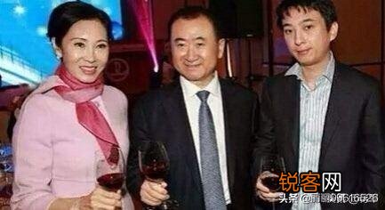 王思聪有难千亿王健林不出手相救,其母亲1亿救儿你怎么看？
