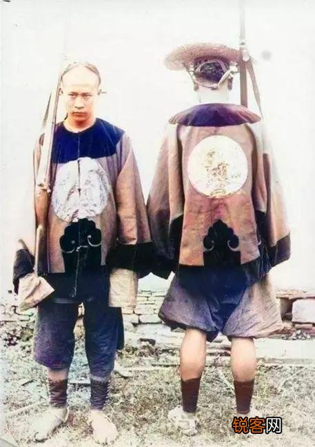 清朝军队的军人级别是怎么分的？