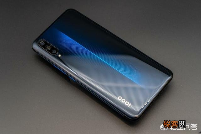 小米9和vivo iQOO买哪个好?