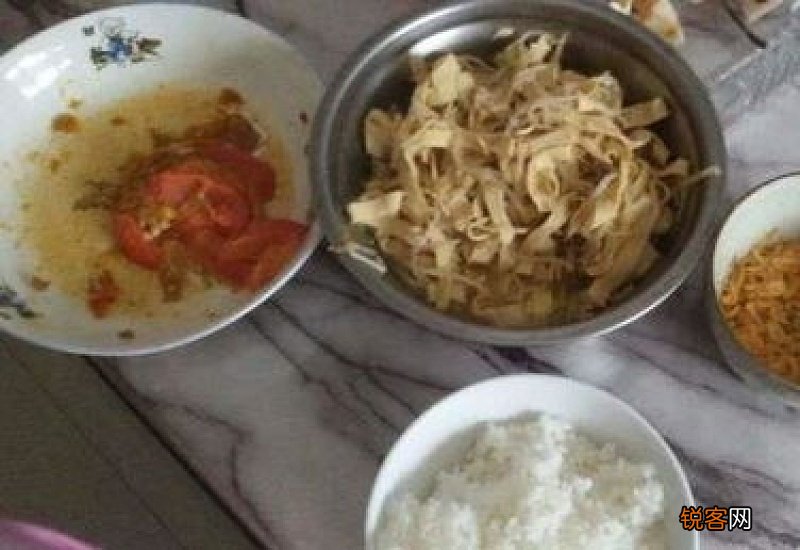 剩白菜汤第二天能吃吗