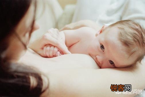 初乳好吗？初乳能给新生儿吃吗？