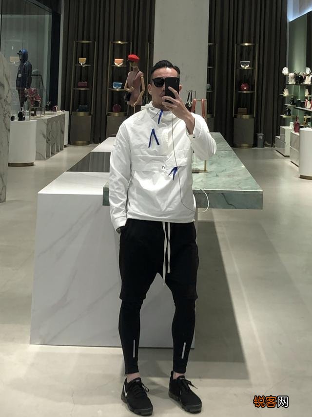 35岁中年大叔,日常如何穿搭出型男风？