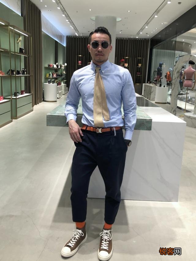 35岁中年大叔,日常如何穿搭出型男风？