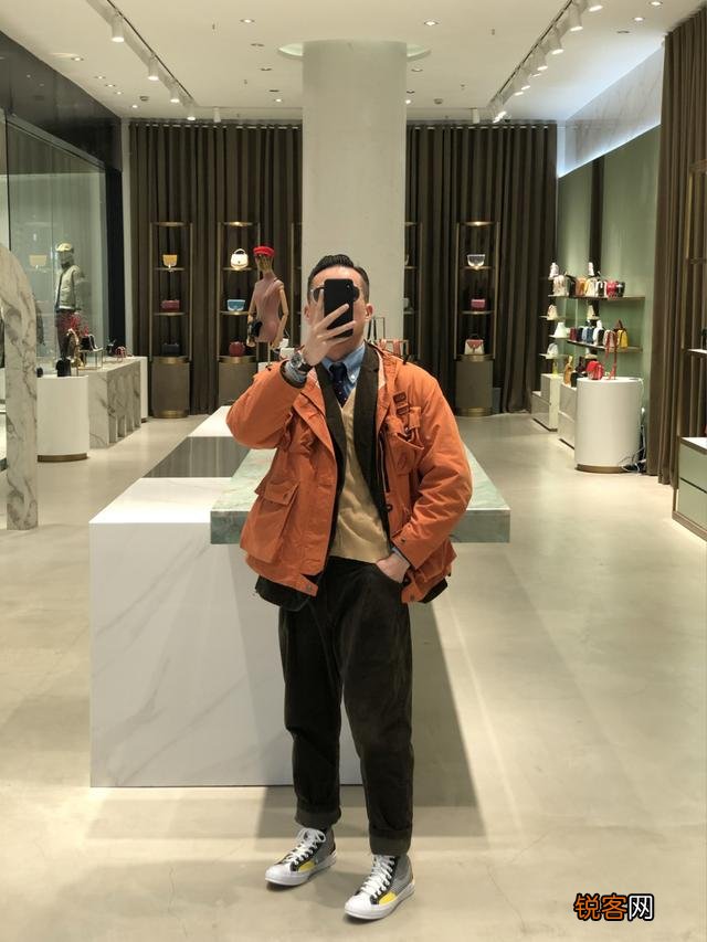 35岁中年大叔,日常如何穿搭出型男风？