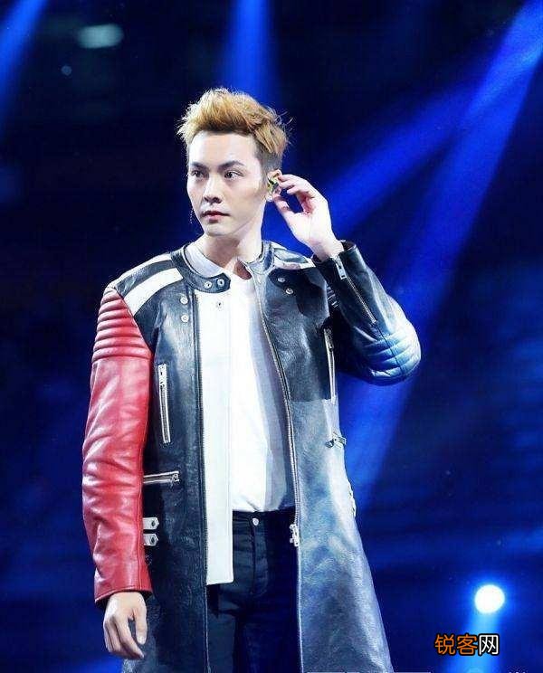 男人穿皮衣好看吗？173个子穿哪些款式的皮衣好看？