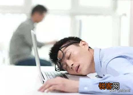 一个月的试用期员工睡觉好多次,这个员工还能要吗？