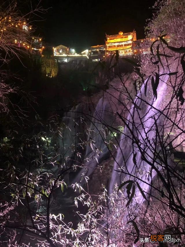 《封神演义》小说,女娲娘娘为什么要帮助阐教帮助杨戬呢？