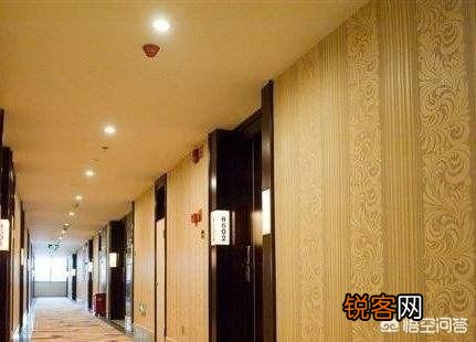“酒店试睡员”月薪过万只是“睡觉”吗？