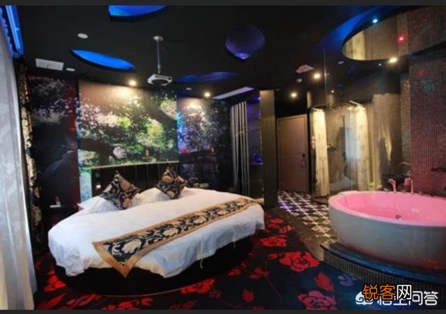 “酒店试睡员”月薪过万只是“睡觉”吗？