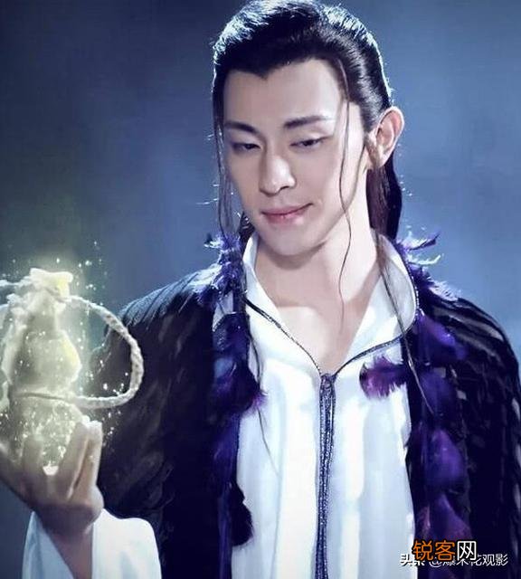 为什么《封神演义》中不论好人坏人几乎都能封神,偏偏妲己被杀？
