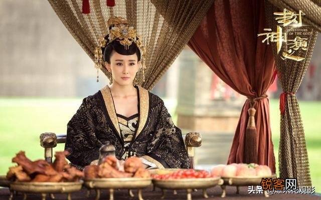 为什么《封神演义》中不论好人坏人几乎都能封神,偏偏妲己被杀？