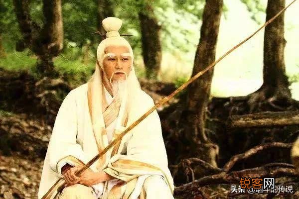 《封神演义》肉身成圣的七人中,姜子牙为何选实力最差的雷震子对付妲己？