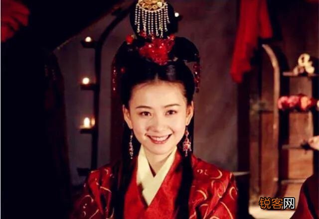 封神演义中,元始天尊眼睁睁看着玉帝的女儿被杀,为什么就是不救？