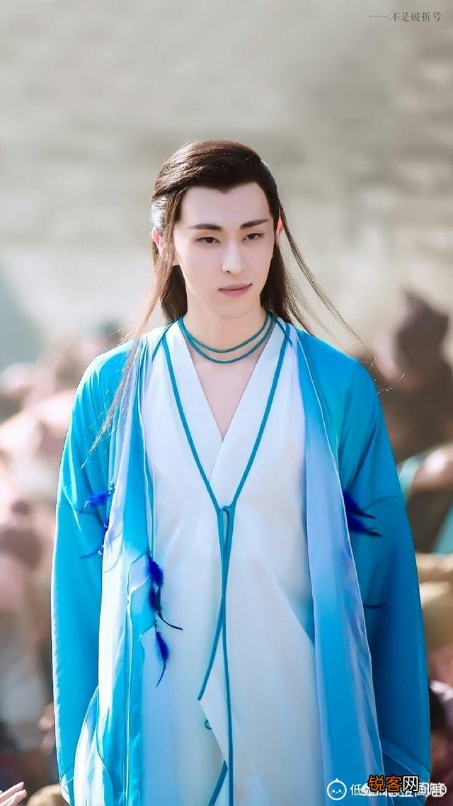 《封神演义》中九尾狐受伤,苏妲己本不想救他,可为何最后苏妲己还是救了他？
