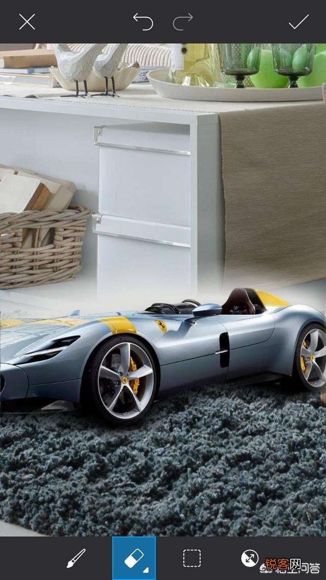 有什么软件可以把手机里的照片修改成自己想要的场景？