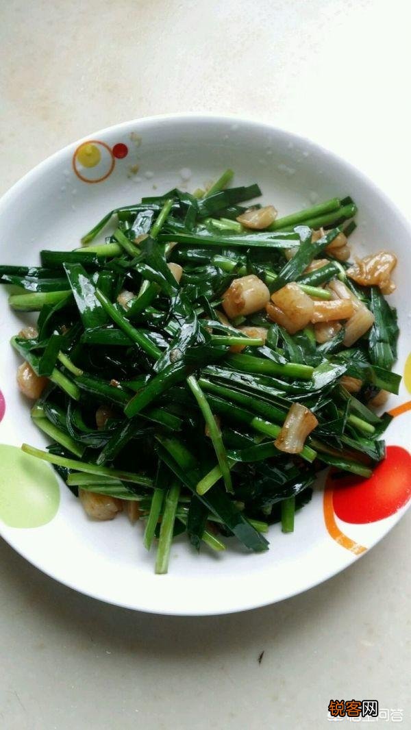 海湾瑶柱炒韭菜的做法是怎样的？