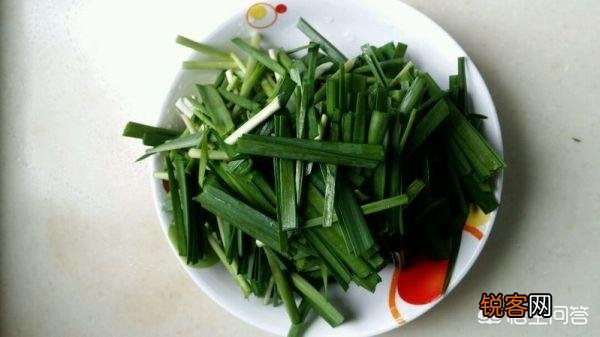 海湾瑶柱炒韭菜的做法是怎样的？