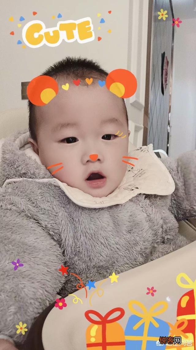 新手妈妈求教6月宝宝辅食如何安排？