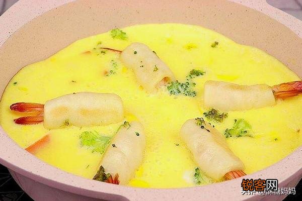 我家宝宝7个月了,都应该添加什么辅食呢？6个月只吃母乳和米粉？