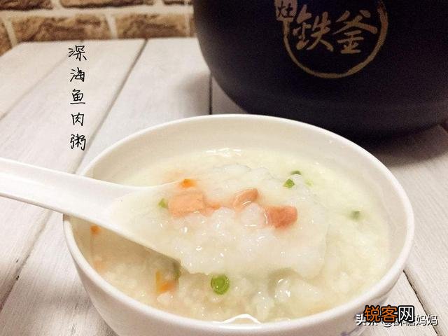 我家宝宝7个月了,都应该添加什么辅食呢？6个月只吃母乳和米粉？