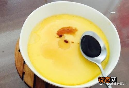 我家婴儿宝宝6个月了,请问大家六个月婴儿的辅食食谱是什么呢？