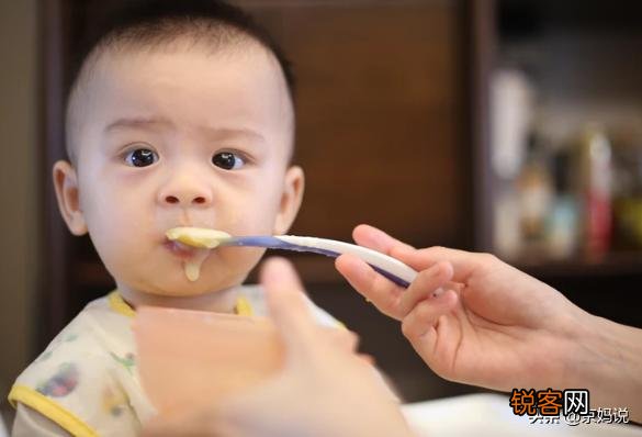 6-12个月宝宝辅食应该吃什么,怎么做呢？