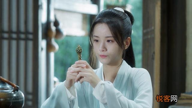 《雪中悍刀行》中姜泥为什么说誓杀徐凤年,他们有什么深仇大恨？