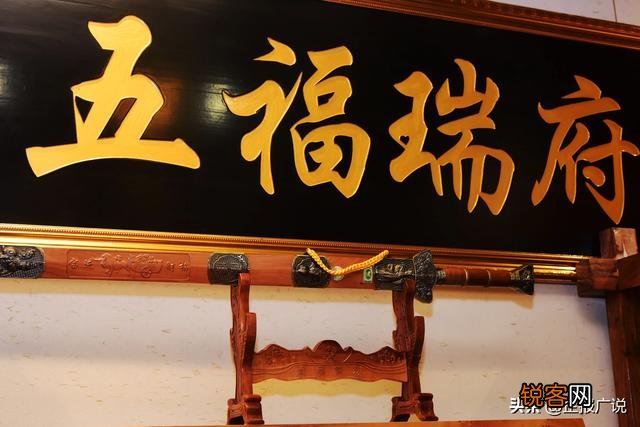 打工不挣钱,投资四五万干点什么买卖好？
