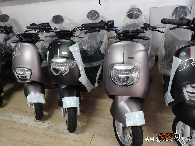 雅迪、爱玛、小刀这三个牌子的电动车,应该如何选择？