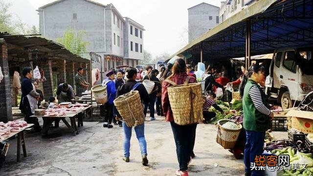 能和大家分享一下在开手动档车时,遇到特别拥堵的那种情形是什么感受吗？