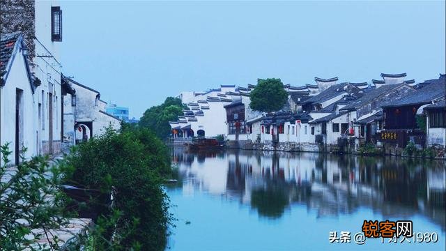 苏州有什么特色地方或者是好玩的地方？