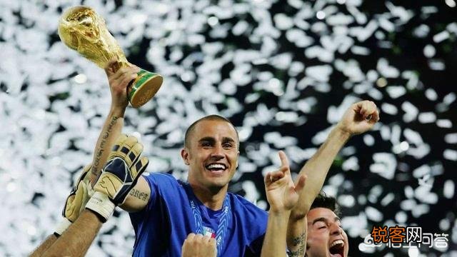 粤媒称国安送走施密特是败笔,恒大高度信任卡纳瓦罗获得回报,你是怎么样看？