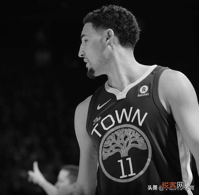 巨星？鹈鹕状元锡安现役排名42名,超越排名49的克莱汤普森。对此,你怎么看？