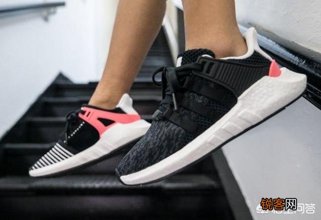 Adidas的boost系列哪款踩屎感强？